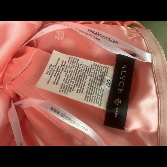 Cantaloupe colour ALYSE Paris Boutique party event dress with sparkling stones - Picture 5 of 16